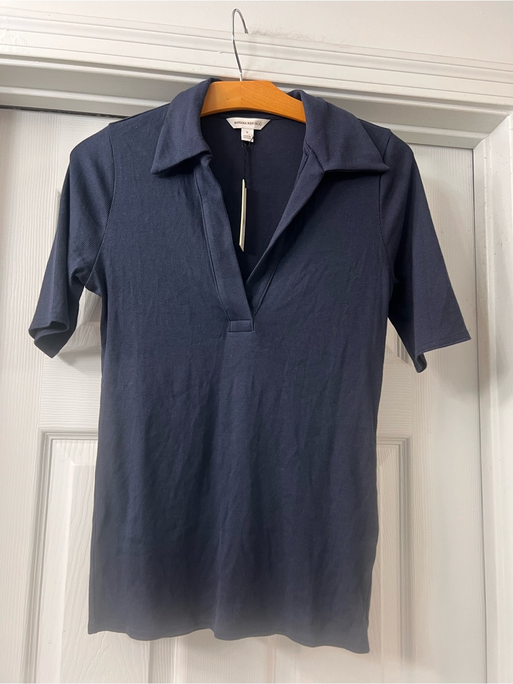 Banana Republic Navy Ribbed Short Sleeve Collared Polo Top Strecth  Sz Sm
Casual